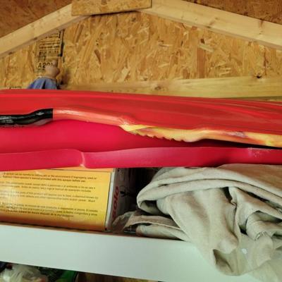 2 Red Sleds
