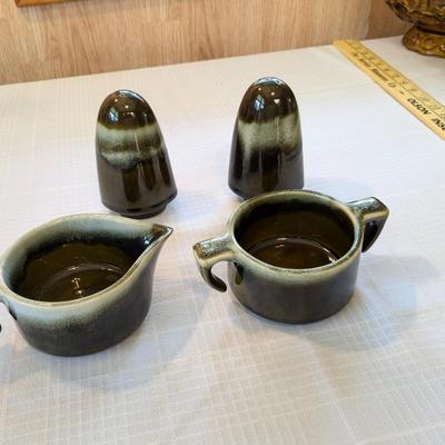 Lot of Vintage Pfaltzgraff USA Pottery Green Drip