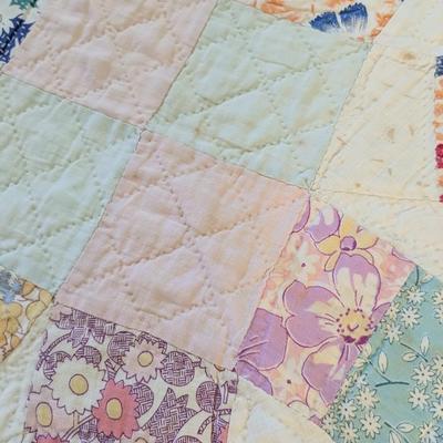 Hand Made Wedding Ring Vintage Quilt