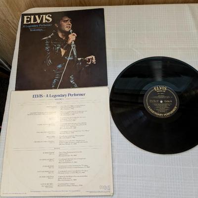 ELVIS PRESLEY A Legendary Performer Yesterdays Picture Album