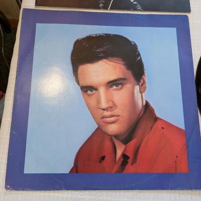 ELVIS PRESLEY A Legendary Performer Yesterdays Picture Album