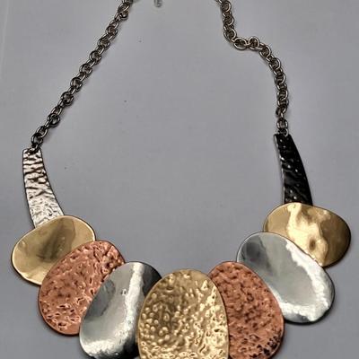 Bold & Beautiful Necklace Lot