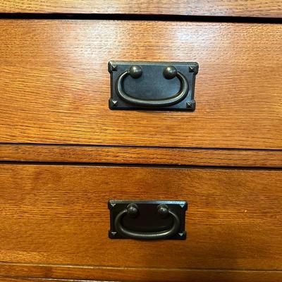 WALTER OF WABASH 8 DRAWER CHEST