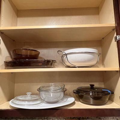 Complete dish set & serving bowls, trays & platters