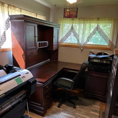 L SHAPED COMPUTER DESK WITH HUTCH PLUS CHAIR AND OFFICE SUPPLIES