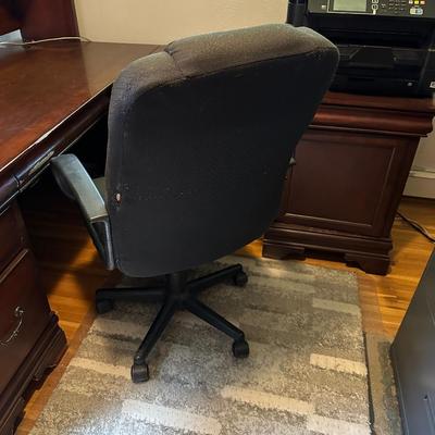 L SHAPED COMPUTER DESK WITH HUTCH PLUS CHAIR AND OFFICE SUPPLIES