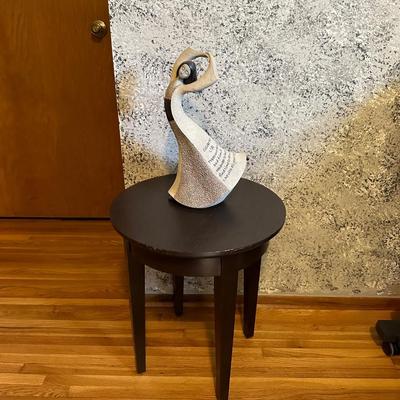 ROUND SIDE TABLE AND ARTSTONE BY CARSON
