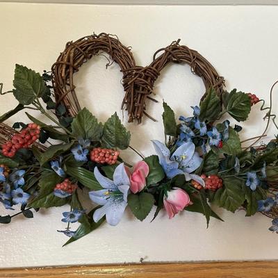 DRIED FOLIAGE SWAG AND WREATH PLUS WALL DECOR