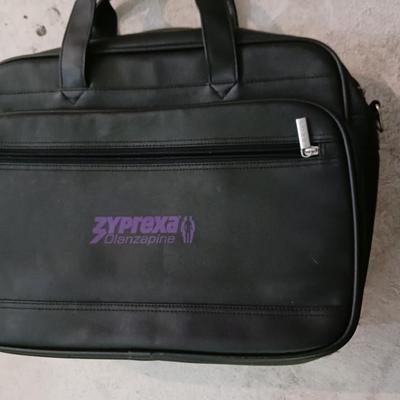 SMALL LUGGAGE AND ORGANIZERS