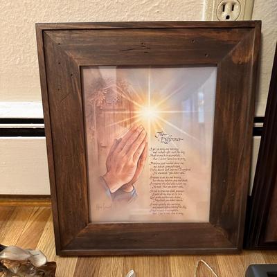 WALL DECOR AND KNICK KNACKS