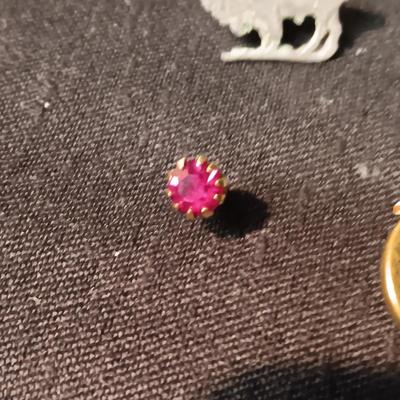 CUFFLINKS, TIE TACK, TIE CLIPS