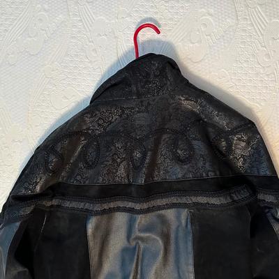 LADIES WILSON LINED LEATHER COAT SIZE XL