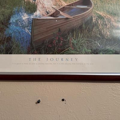 2 FRAMED SCENERY POSTERS AND ACCENTS