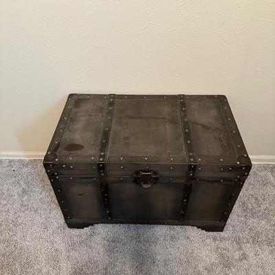 3 STACKING TRUNKS