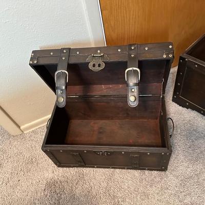 3 STACKING TRUNKS