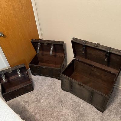 3 STACKING TRUNKS