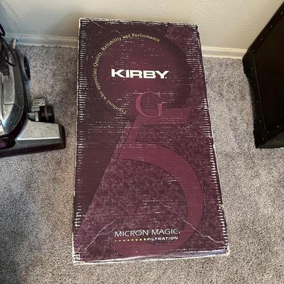 KIRBY G VACUUM WITH ATTACHMENTS AND SHAMPOOER