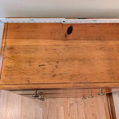 Well Constructed Pine Dresser