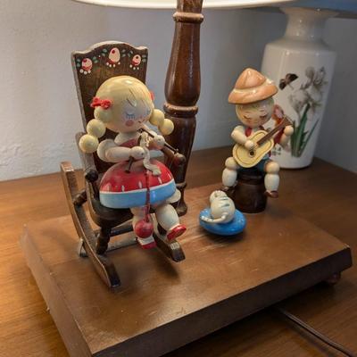 Vintage Wooden Musical Lamp