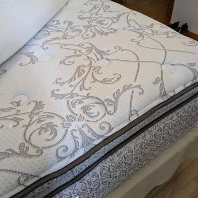 Sealy Queen Bed Frame, Mattress, and Bedding