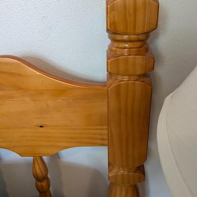 Sealy Queen Bed Frame, Mattress, and Bedding
