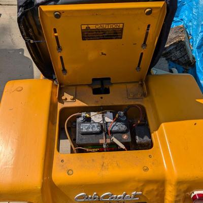 Very Cool Vintage Working Cub Cadet 128