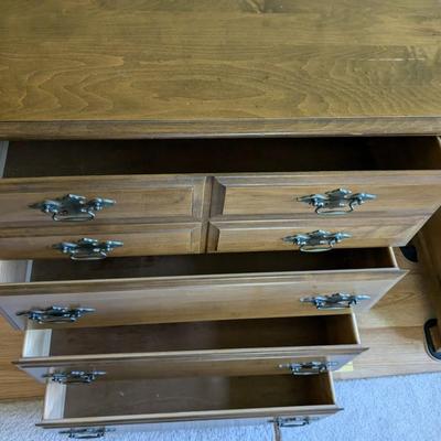 Brunsberg (Beloit) Dresser