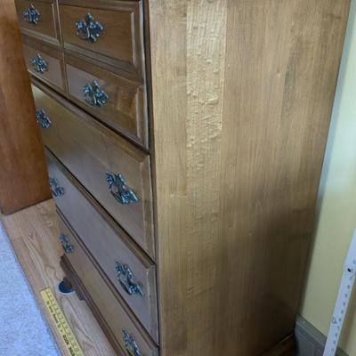 Brunsberg (Beloit) Dresser