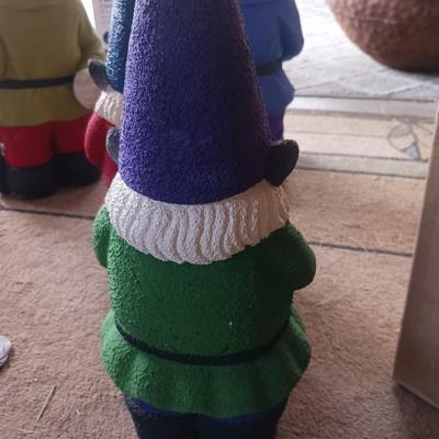 4 CERAMIC GARDEN GNOMES