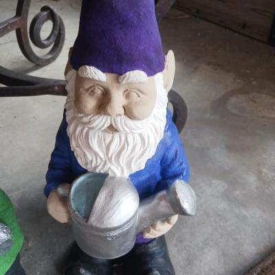 4 CERAMIC GARDEN GNOMES