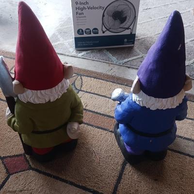 4 CERAMIC GARDEN GNOMES