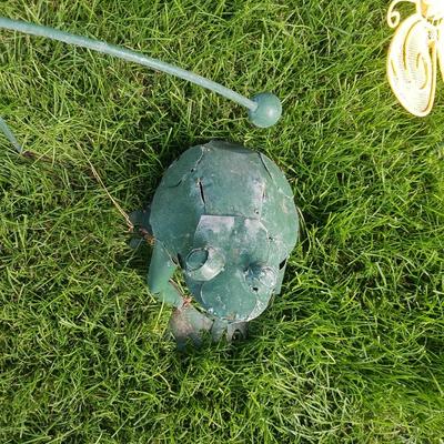 2 STAKED COUNTER WEIGHTED BUTTERFLIES AND A CEMENT FROG
