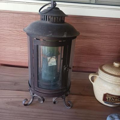 2 CANDLE LANTERNS, 3 ROCKS WITH WORDS AND A BEAN POT