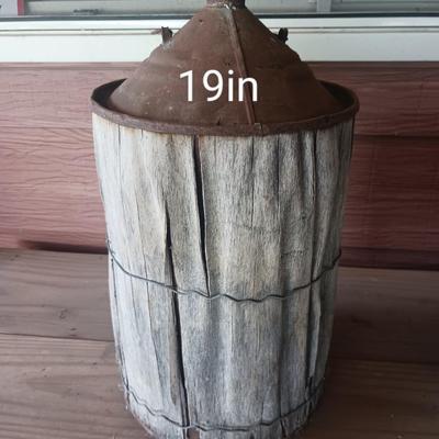 ANTIQUE WOOD WRAPPED CASK CAN & A DELUXE METALWARE MOP BUCKET &