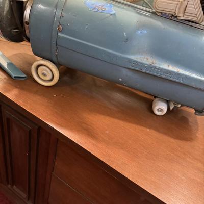 Electrolux Canister Vacuum