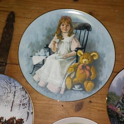 DECORATIVE PLATES