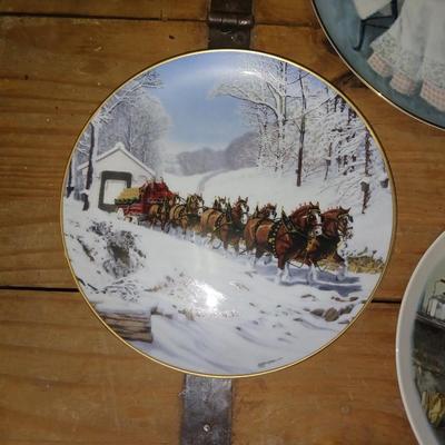 DECORATIVE PLATES