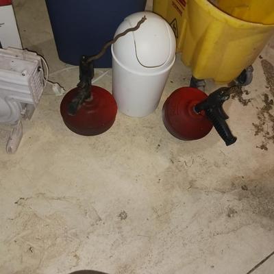 CLEANING SUPPLIES