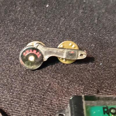 PRINCE ALBERT TIN, VARIOUS PINS AND A KEYCHAIN