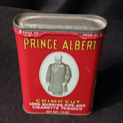 PRINCE ALBERT TIN, VARIOUS PINS AND A KEYCHAIN