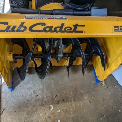 Cub Cadet 524SWE (24") 208cc Two-Stage Snow Blower