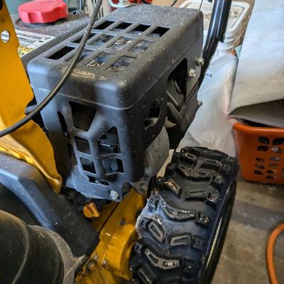 Cub Cadet 524SWE (24") 208cc Two-Stage Snow Blower