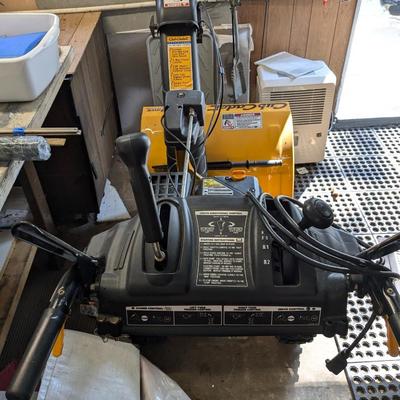 Cub Cadet 524SWE (24") 208cc Two-Stage Snow Blower