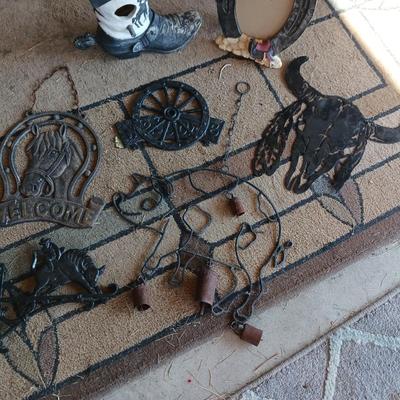 BOOT BIRDHOUSE AND METAL ART