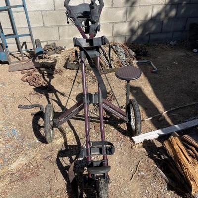 Golf bag carrier 