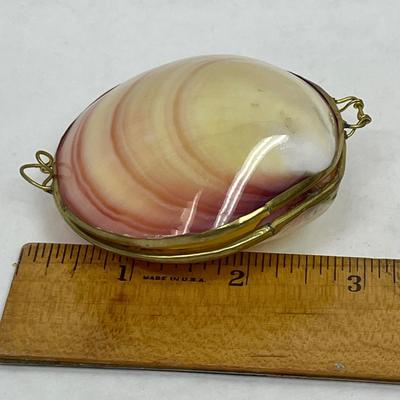 Vintage Genuine Clam Seashell Brass Hinged Mermaid Purse Trinket Box