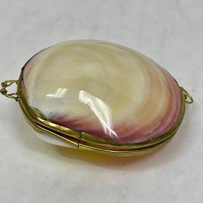 Vintage Genuine Clam Seashell Brass Hinged Mermaid Purse Trinket Box