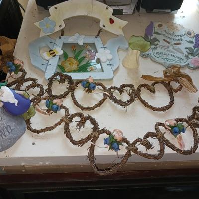 GARDEN AND PATIO ART