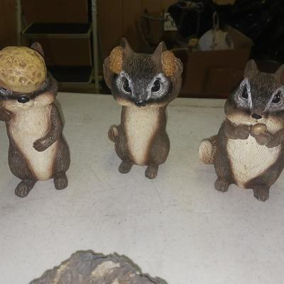 A COLLECTION OF CUTE CRITTERS