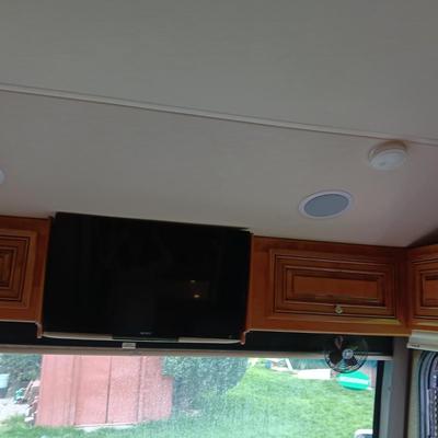 2016 TUSCANY XTE MOTOR COACH WITH ALL THE BELLS AND WHISTLES
